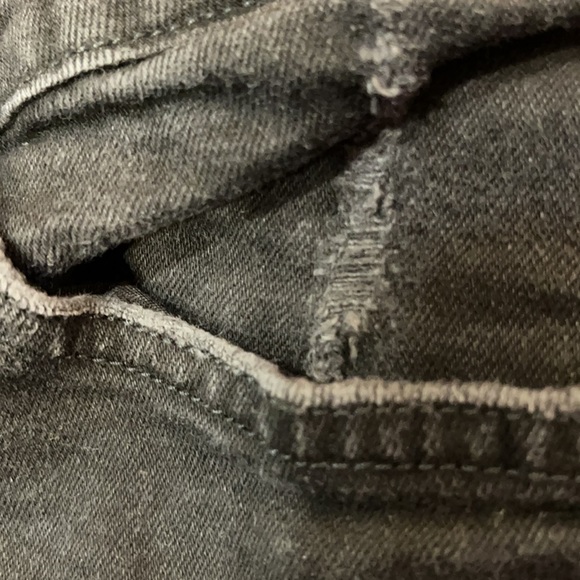 H&M black jean stretch distressed mini skirt 8 - Picture 13 of 13